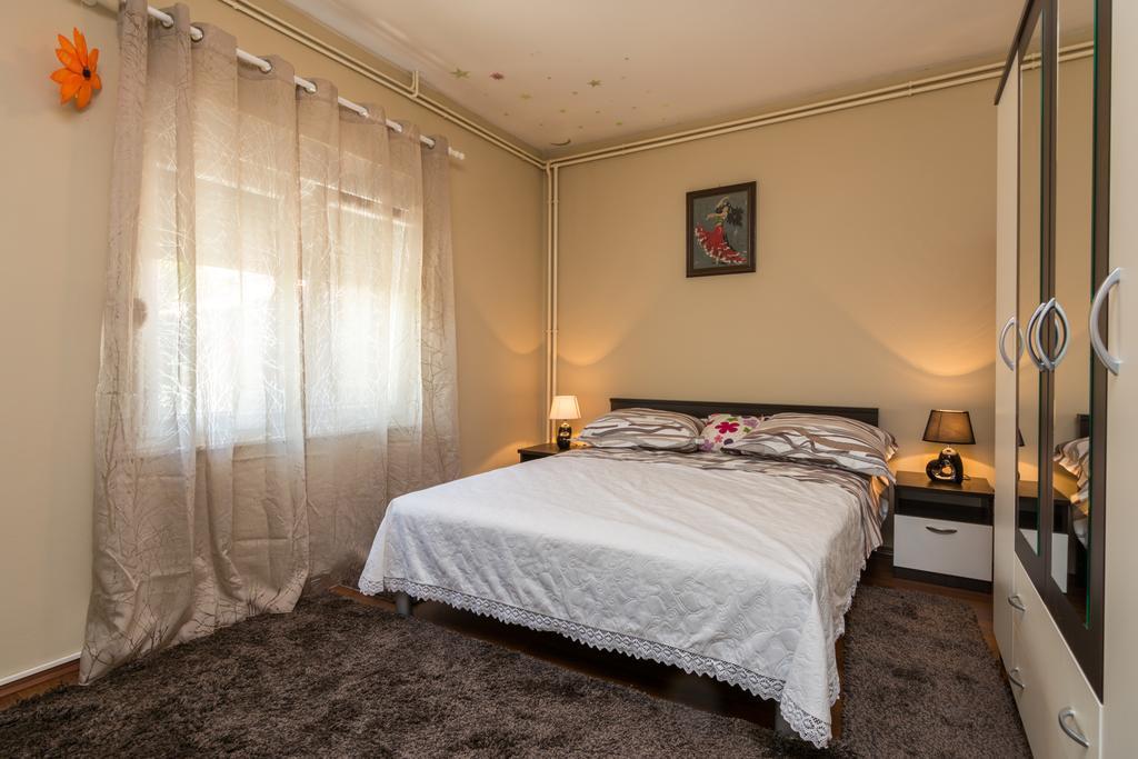 Apartman Verica Трогір Екстер'єр фото